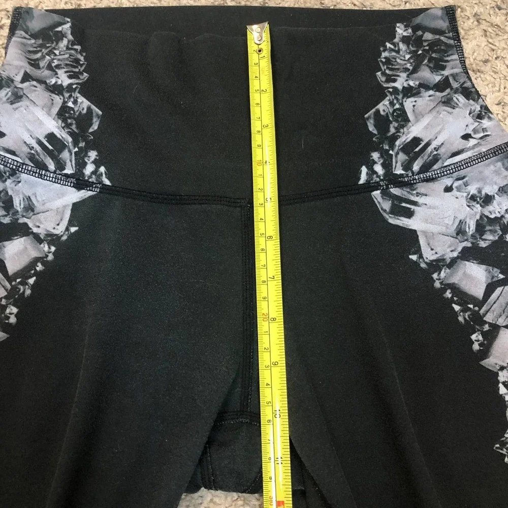 Alo Yoga Leggings Pants Womens XS Gray White Abstract Pattern Full‎ Length